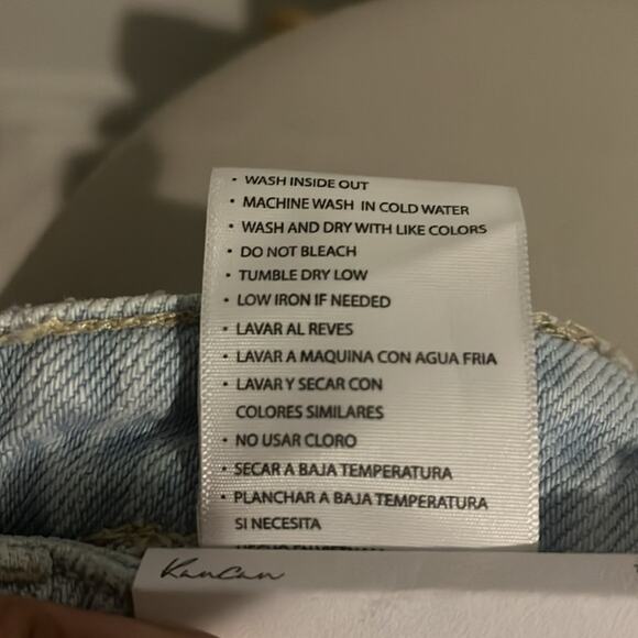 Kancan Women's High Rise Distressed Mom Shorts Light Wash Women SZ 27 - Picture 9 of 9